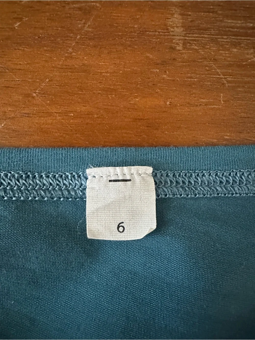 Lululemon Back In Action Women's‎ Teal Boatneck Long-Sleeve athletic Top size 6
